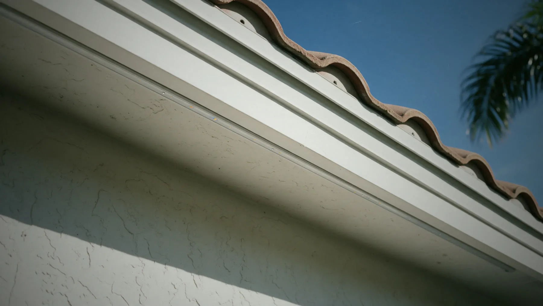 The eave at noon