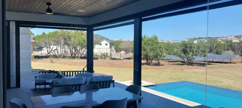 Covered patio with pool